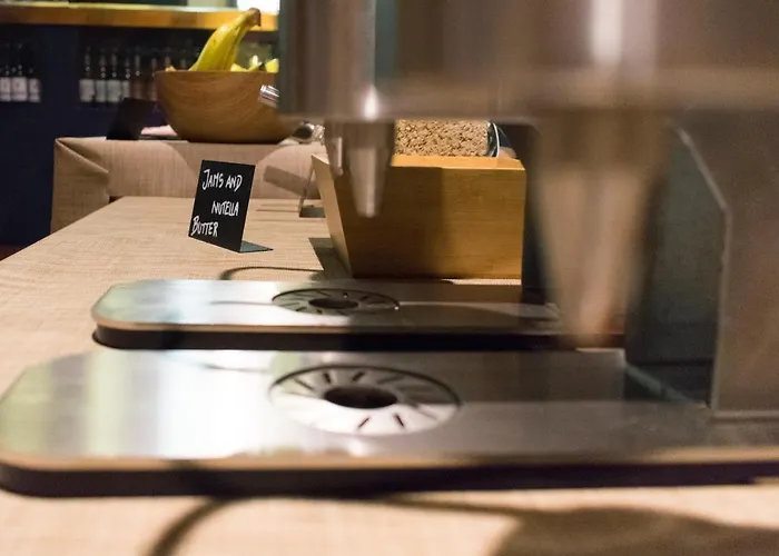 Kabul Party Hostel *